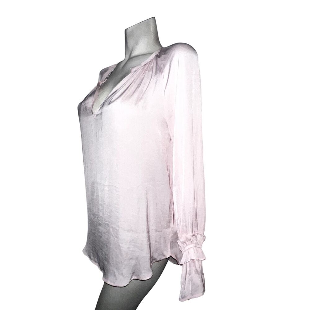New BELLE SKY Top Women’s Sz M Pink V-neck Ruffle Long Sleeve Pullover Blouse - Picture 4 of 6